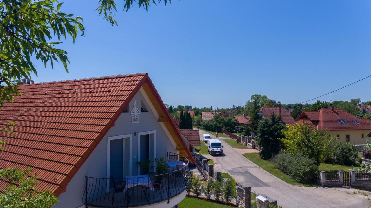 Tulipán vendégház Orvenyes Esterno foto